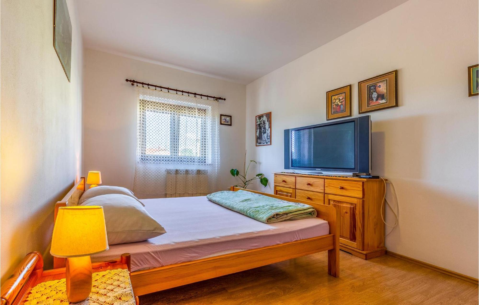 Gorgeous Apartment In Pula With Kitchen מראה חיצוני תמונה